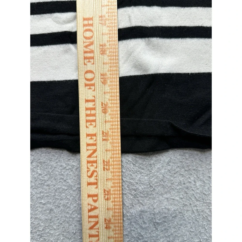 Roz Ali Sweater Womens Small Black White Pullover Preppy‎ Knit Outdoors Ladies